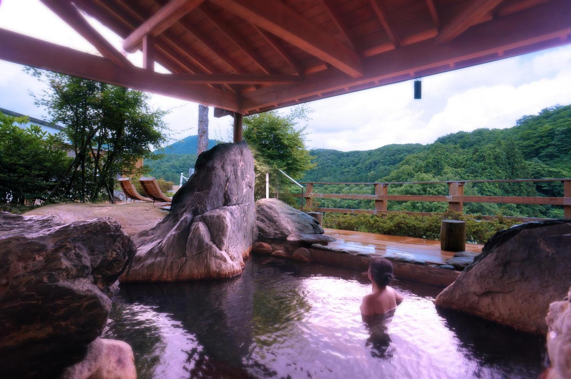 Hotel Sannouzan Onsen Zuisenkyo Ichinoseki Esterno foto
