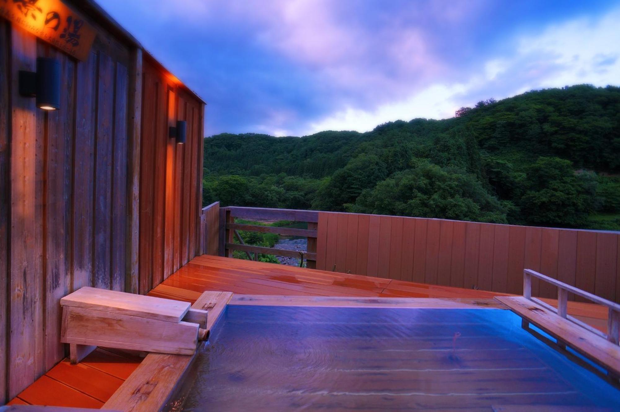 Hotel Sannouzan Onsen Zuisenkyo Ichinoseki Esterno foto
